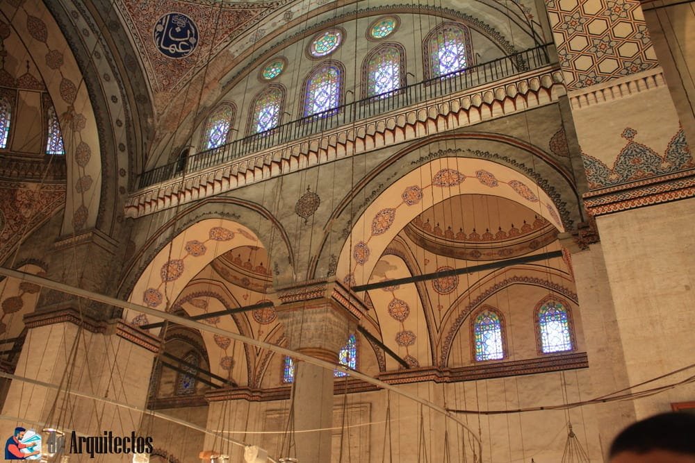 Interior de la Mezquita de Bayezid