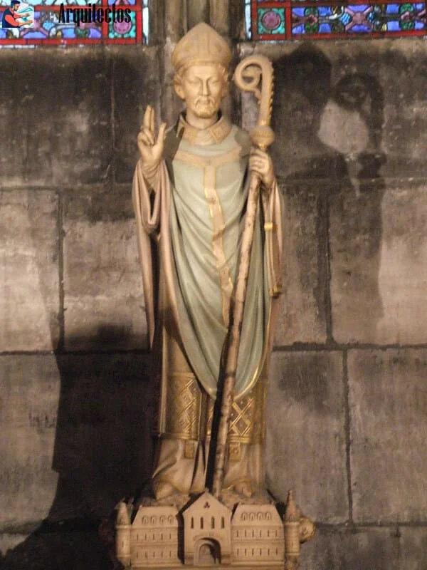 Estatura de Maurice de Sully